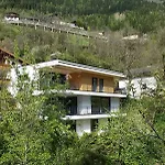 Haus Am Stein * אוץ