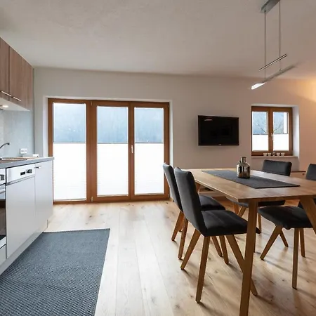 豪斯安姆斯坦酒店 厄茨